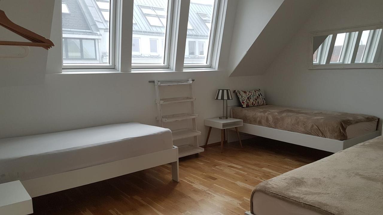 Moderne Maisonette Mit Terrasse Вена Экстерьер фото